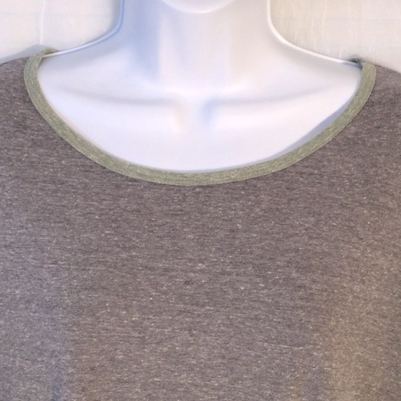 LuLaRoe Irma Heather Gray/Green Short Sleeve Top Sz M - Picture 4 of 10